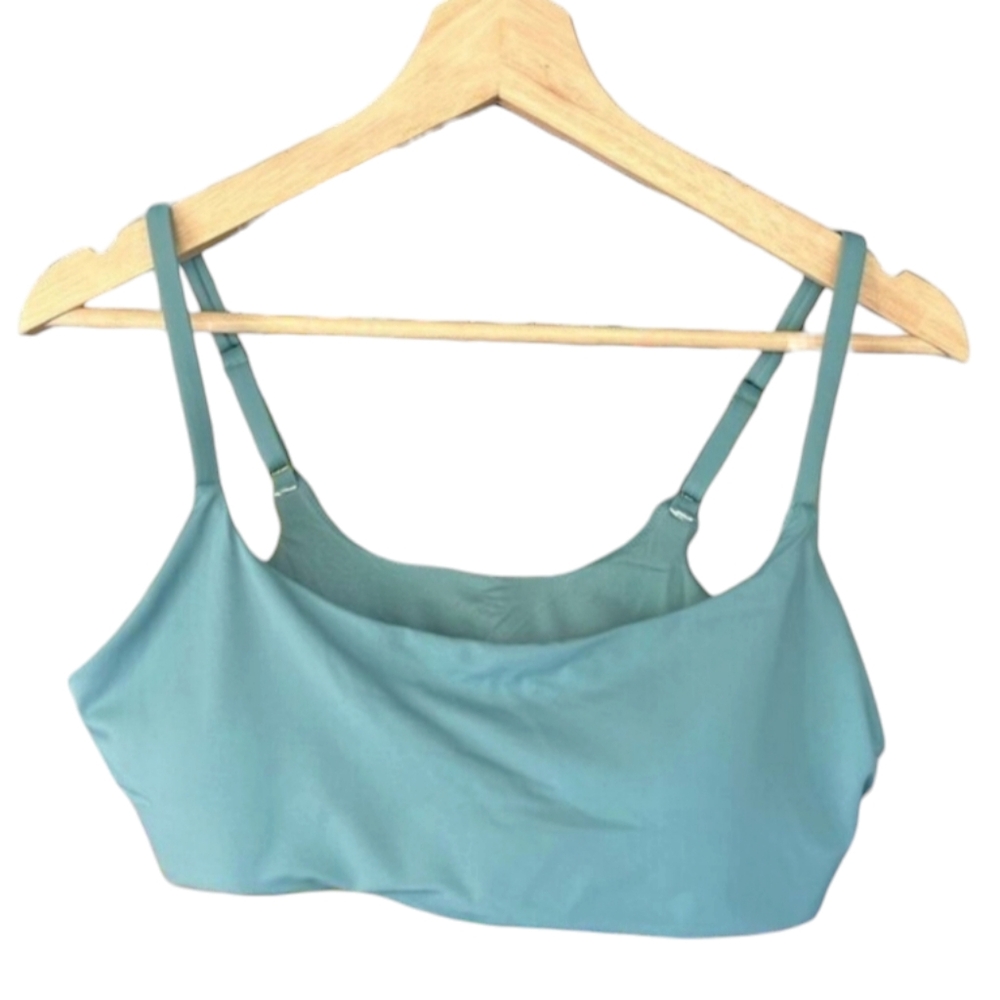 Andie The Maui Bikini Top in Bay Blue